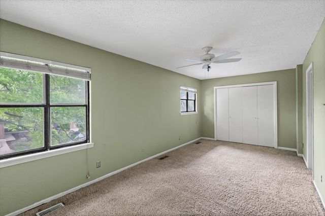 2801 W BROADWAY, Columbia, MO 65203