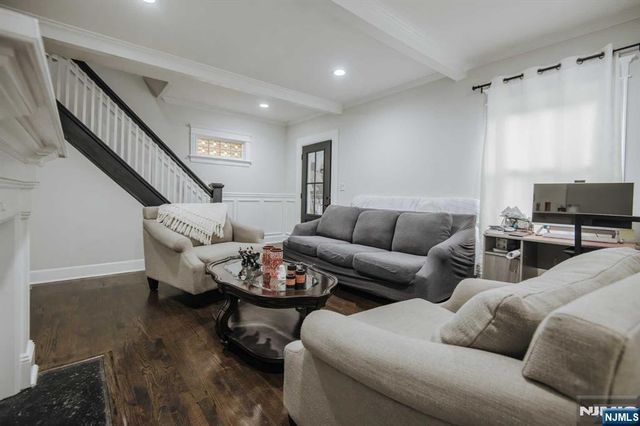 695 Asbury Street, New Milford, NJ 07646