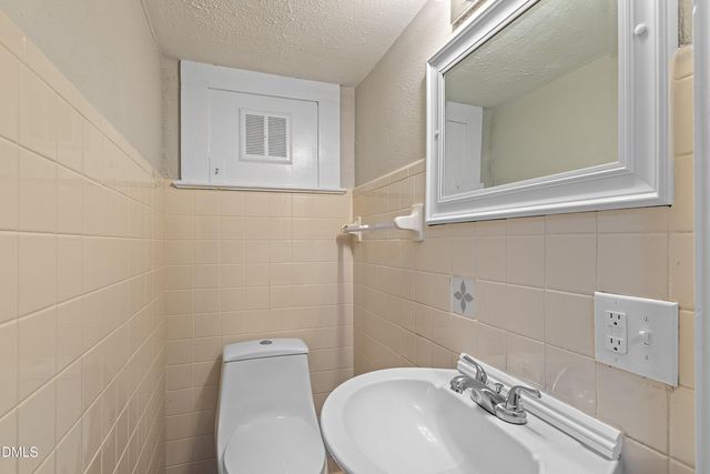 203 S Pender Street, Fremont, NC 27830