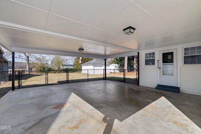 203 S Pender Street, Fremont, NC 27830