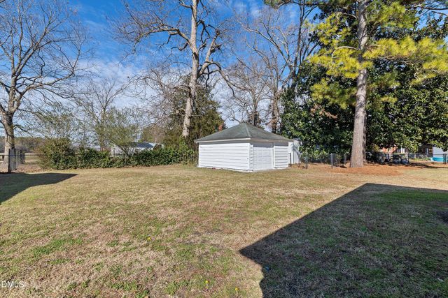 203 S Pender Street, Fremont, NC 27830