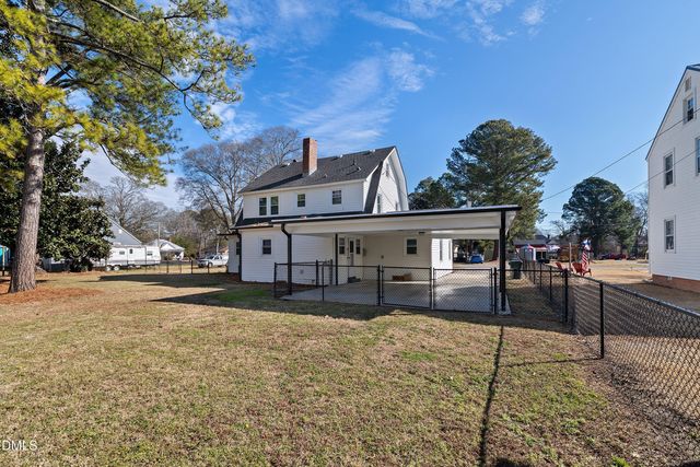 203 S Pender Street, Fremont, NC 27830