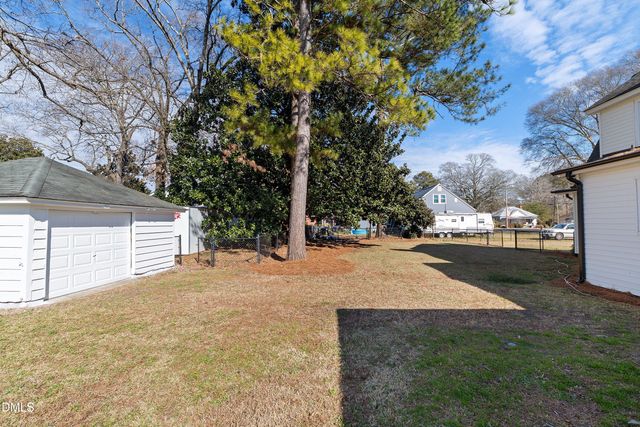 203 S Pender Street, Fremont, NC 27830