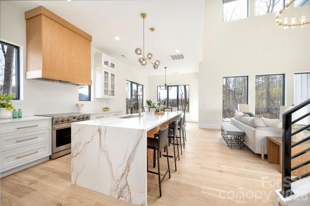 48 Carden Road, Weaverville, NC 28787