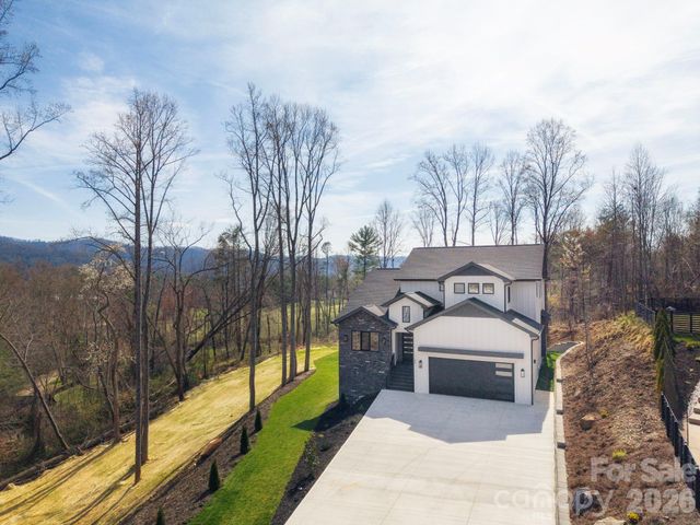 48 Carden Road, Weaverville, NC 28787