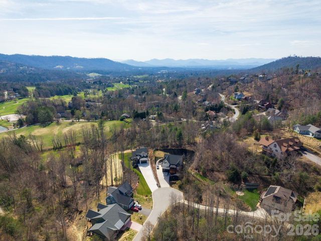 48 Carden Road, Weaverville, NC 28787