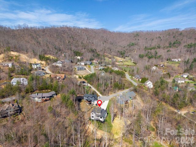 48 Carden Road, Weaverville, NC 28787