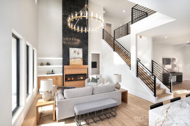 48 Carden Road, Weaverville, NC 28787