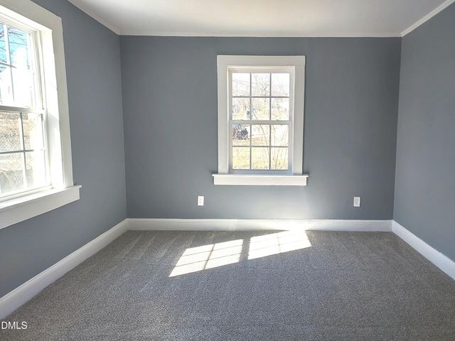 524 Avon Avenue, Burlington, NC 27215