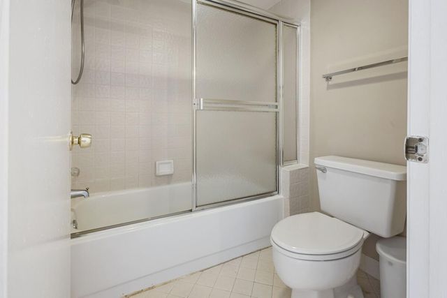 124 Chelsea Lane S, Plantation, FL 33324