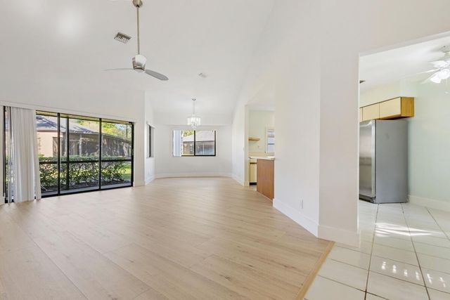 124 Chelsea Lane S, Plantation, FL 33324