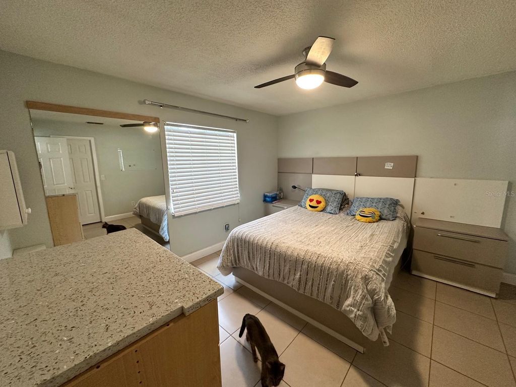 Image 22 of property listing at 173 LAKE DRIVE, Orlando, FL 32835