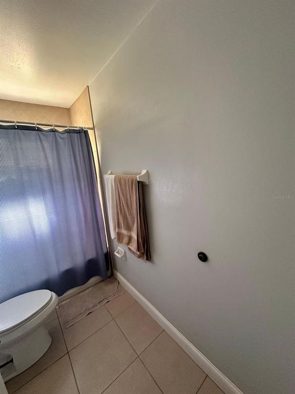 Image 32 of property listing at 173 LAKE DRIVE, Orlando, FL 32835