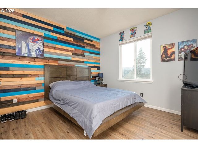 518 Se ESPINOSA St, Estacada, OR 97023