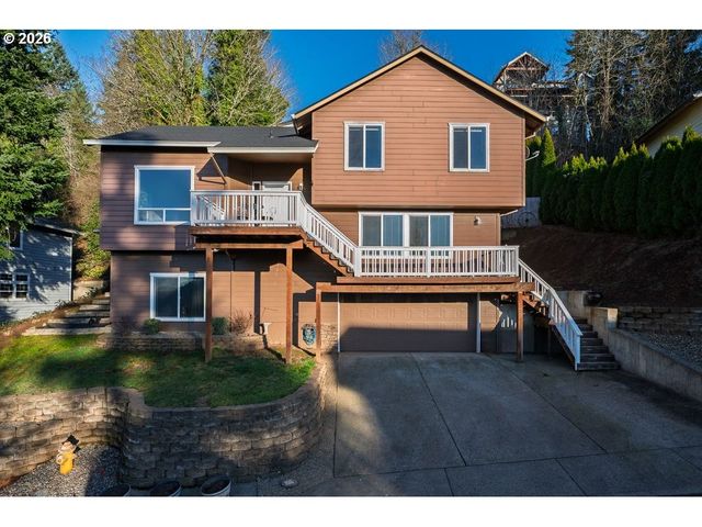 518 Se ESPINOSA St, Estacada, OR 97023