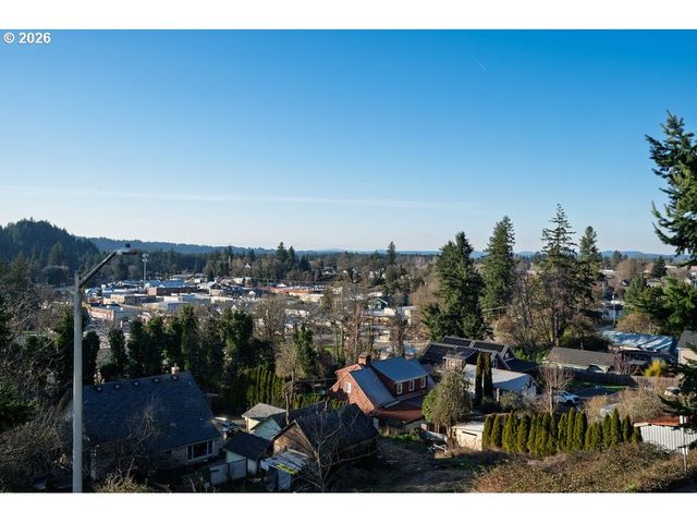 518 Se ESPINOSA St, Estacada, OR 97023