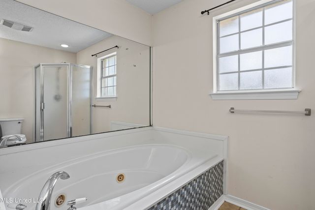 11313 N River Vue Circle, Biloxi, MS 39532