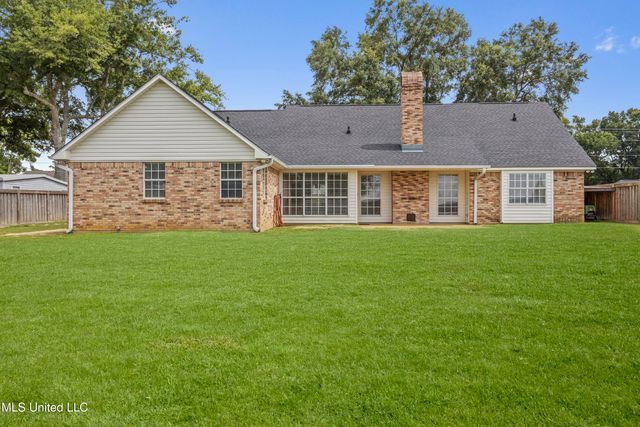 11313 N River Vue Circle, Biloxi, MS 39532