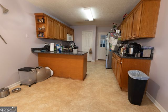 401 Links View Drive, Bonaire, GA 31005