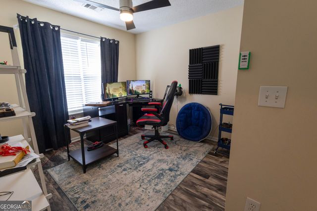 401 Links View Drive, Bonaire, GA 31005