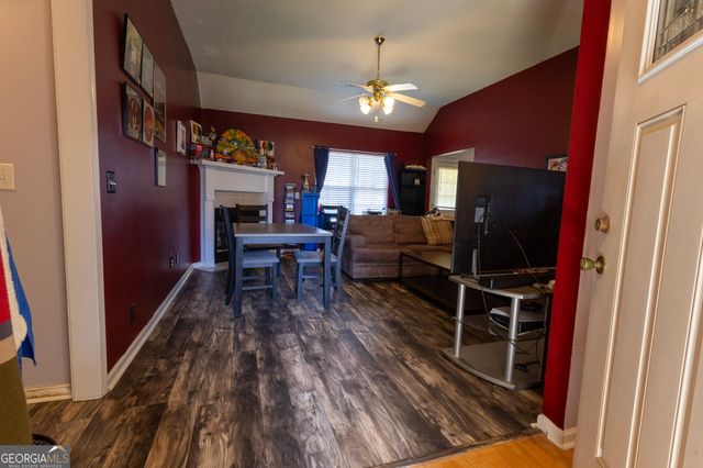 401 Links View Drive, Bonaire, GA 31005