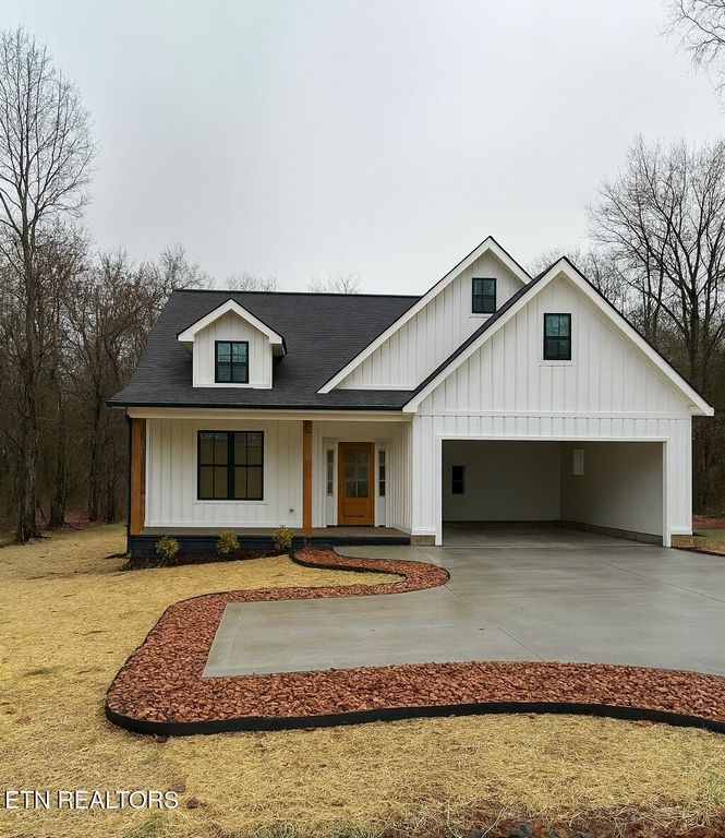 232 Westchester Drive, Crossville, TN 38558