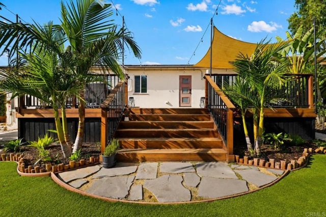 6887 Colorado Ave, La Mesa, CA 91942