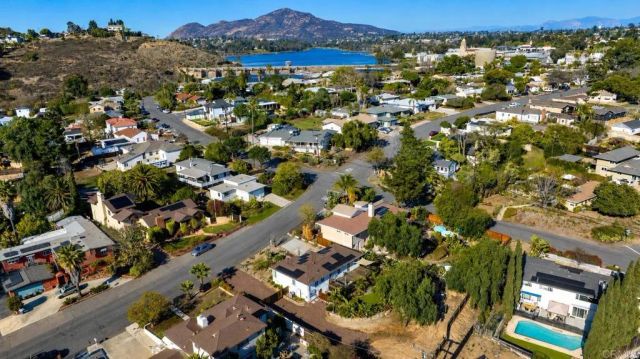 6887 Colorado Ave, La Mesa, CA 91942