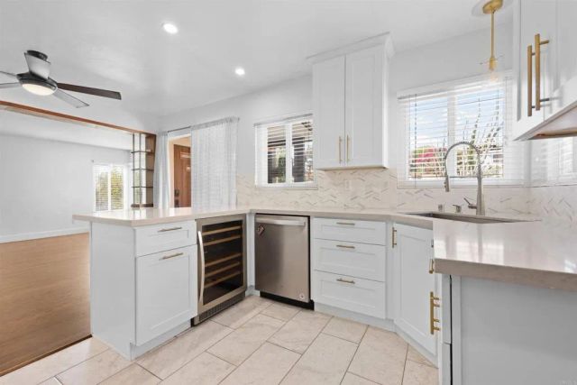 6887 Colorado Ave, La Mesa, CA 91942