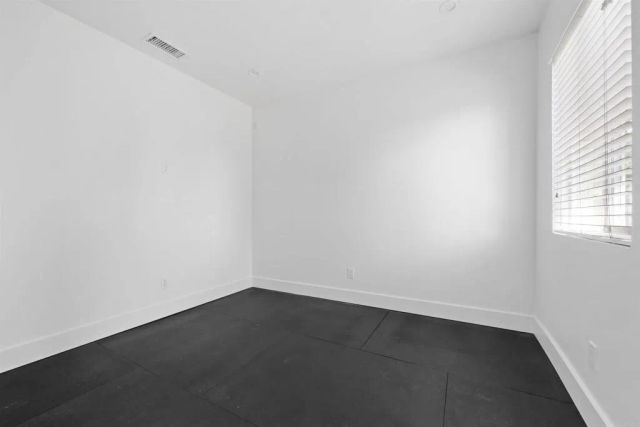 6887 Colorado Ave, La Mesa, CA 91942
