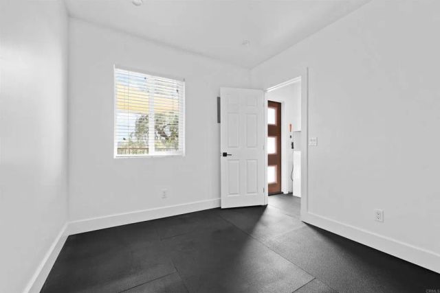 6887 Colorado Ave, La Mesa, CA 91942