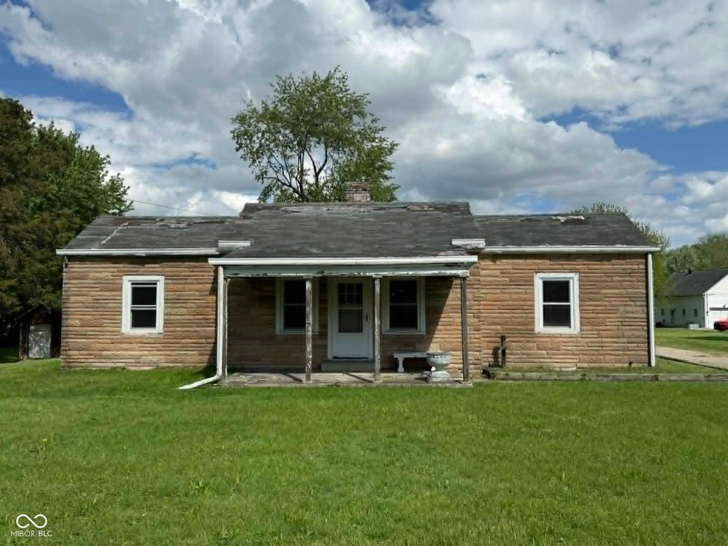129 Bridgeport Road, Indianapolis, IN 46231