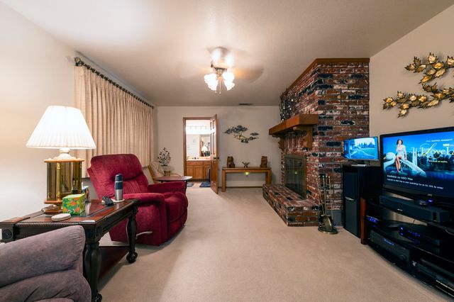 3122 Panorama Drive, Redding, CA 96003