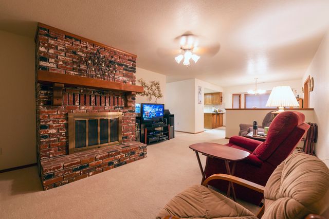 3122 Panorama Drive, Redding, CA 96003