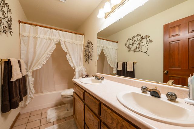 3122 Panorama Drive, Redding, CA 96003