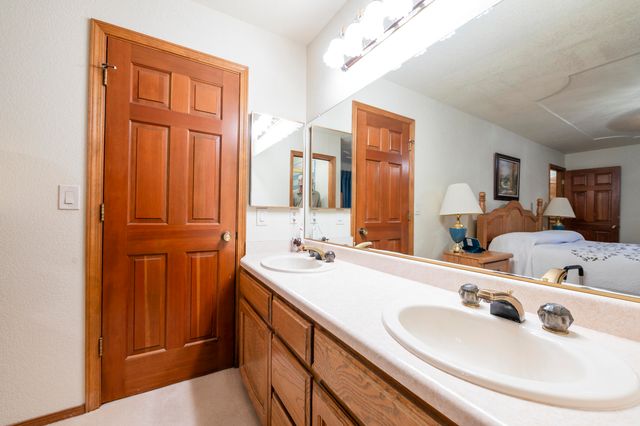 3122 Panorama Drive, Redding, CA 96003