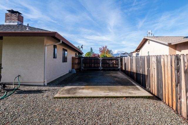 3122 Panorama Drive, Redding, CA 96003