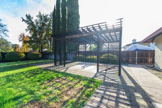 3122 Panorama Drive, Redding, CA 96003