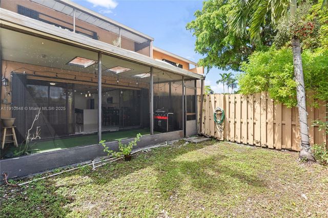 8033 NW 29 STREET, Sunrise, FL 33322