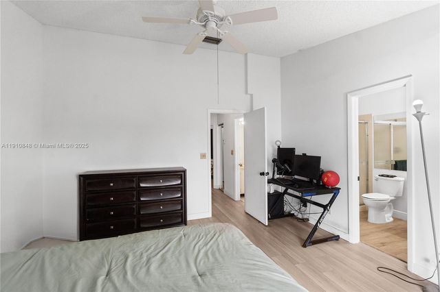 8033 NW 29 STREET, Sunrise, FL 33322