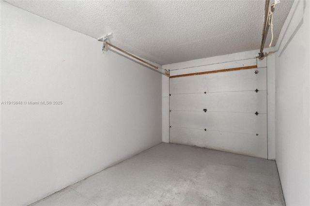 8033 NW 29 STREET, Sunrise, FL 33322