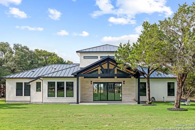 226 Bobby Clark, Canyon Lake, TX 78133