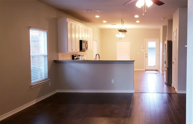 3426 W 4th Street, Fort Worth, TX 76107