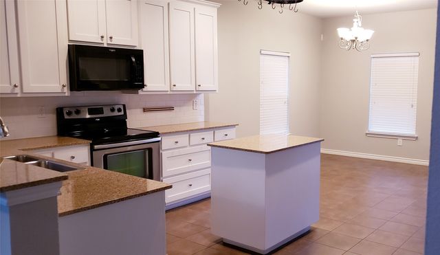 3426 W 4th Street, Fort Worth, TX 76107