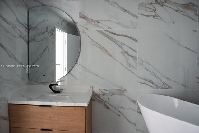 10433 SW 118th Ct 0, Miami, FL 33186