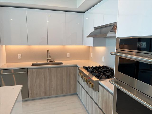 400 CENTRAL AVE 2708, St Petersburg, FL 33701