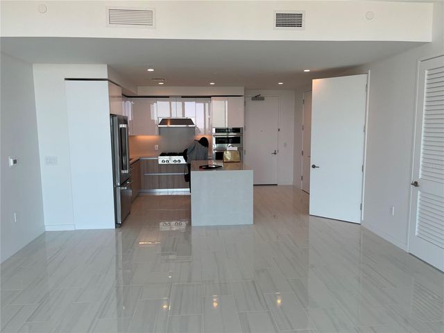 400 CENTRAL AVE 2708, St Petersburg, FL 33701