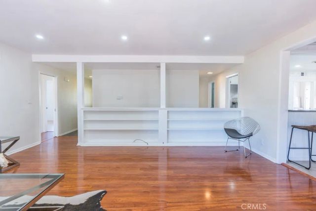 6563 Bianca, Van Nuys, CA 91406