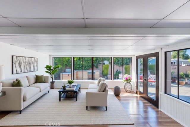 6563 Bianca, Van Nuys, CA 91406