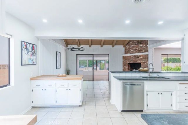 6563 Bianca, Van Nuys, CA 91406